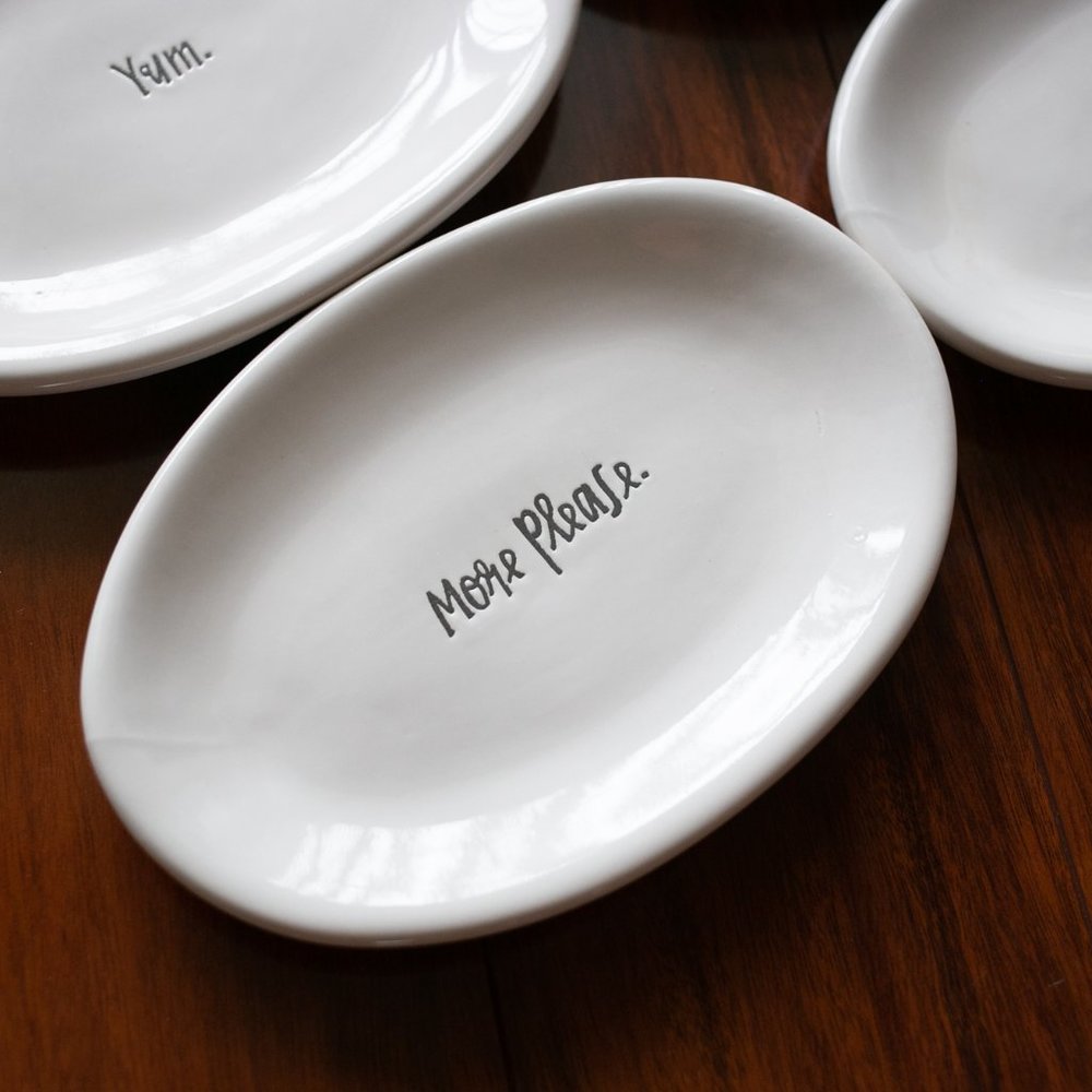 4x Rae Dunn Collection Snack Plates - Picture 4 of 4